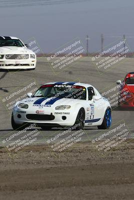 media/Jan-14-2024-CalClub SCCA (Sun) [[2b2dc9dce5]]/Group 1/Outside Grapevine/